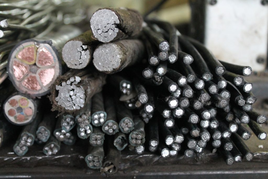 Где сдать неразделанный кабель в лом